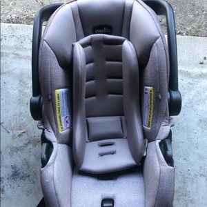 Evenflo car seat with base